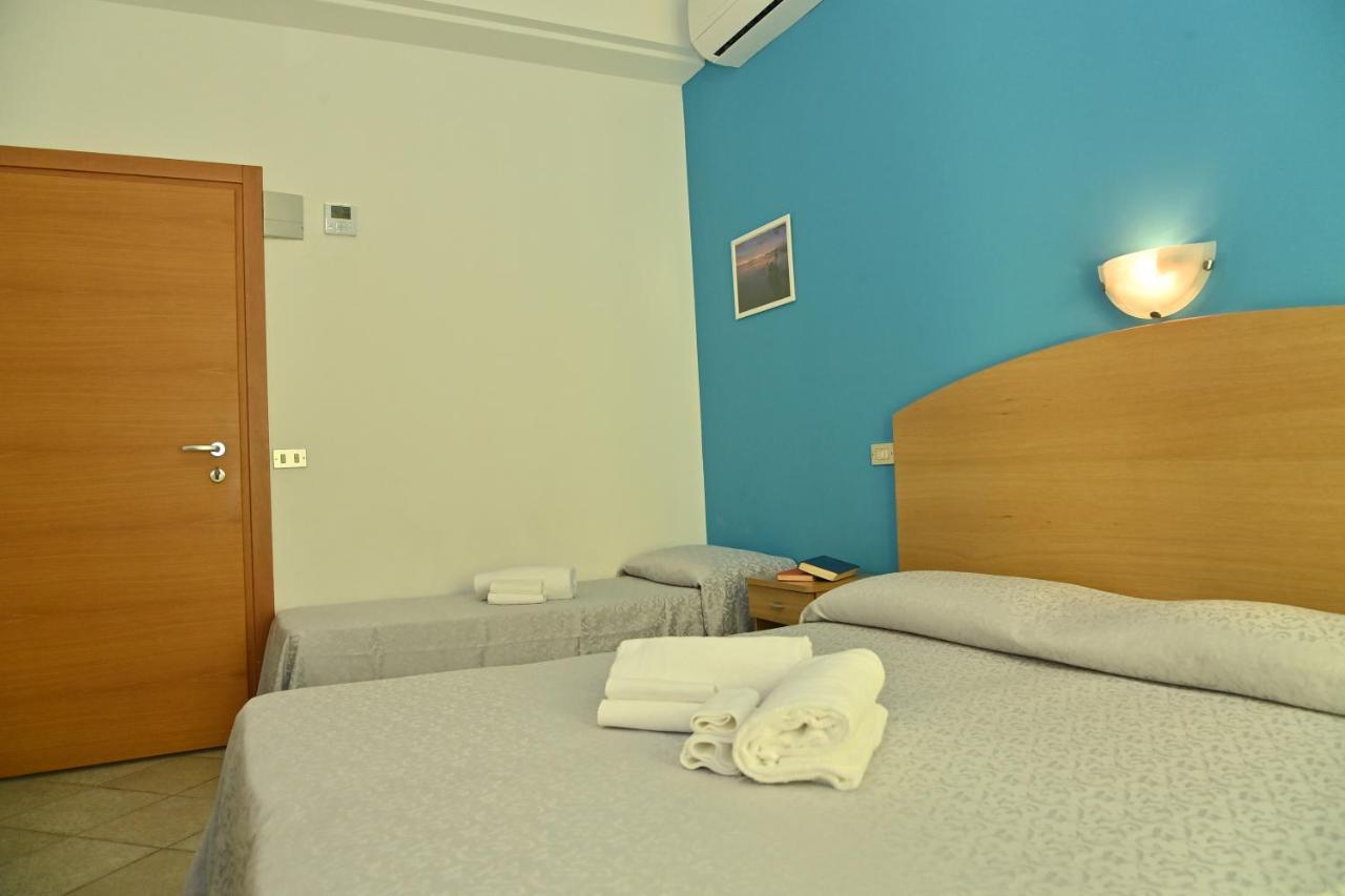 Hotel Italy Misano Adriatico Zewnętrze zdjęcie