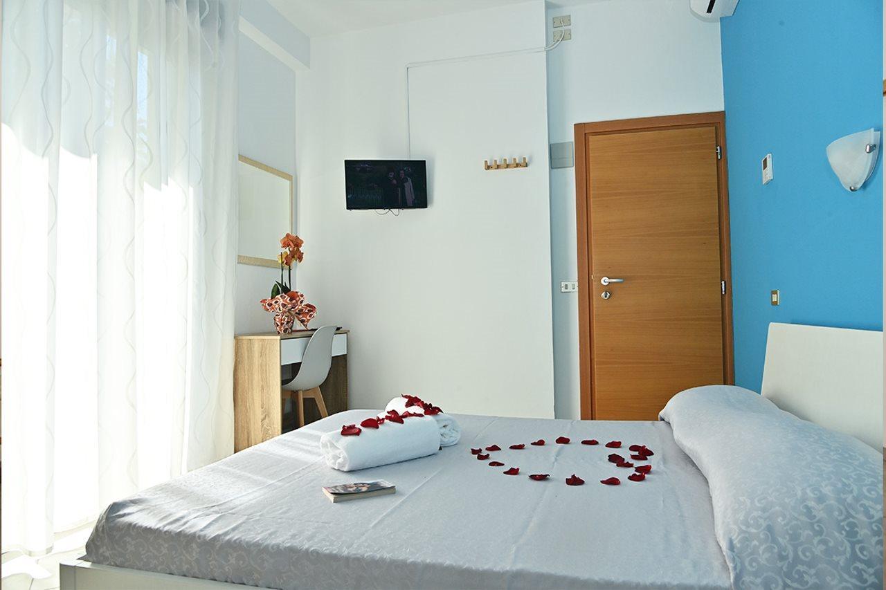 Hotel Italy Misano Adriatico Zewnętrze zdjęcie